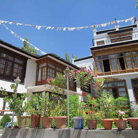Ashoka Ladakh Hotel Leh Bagian luar foto