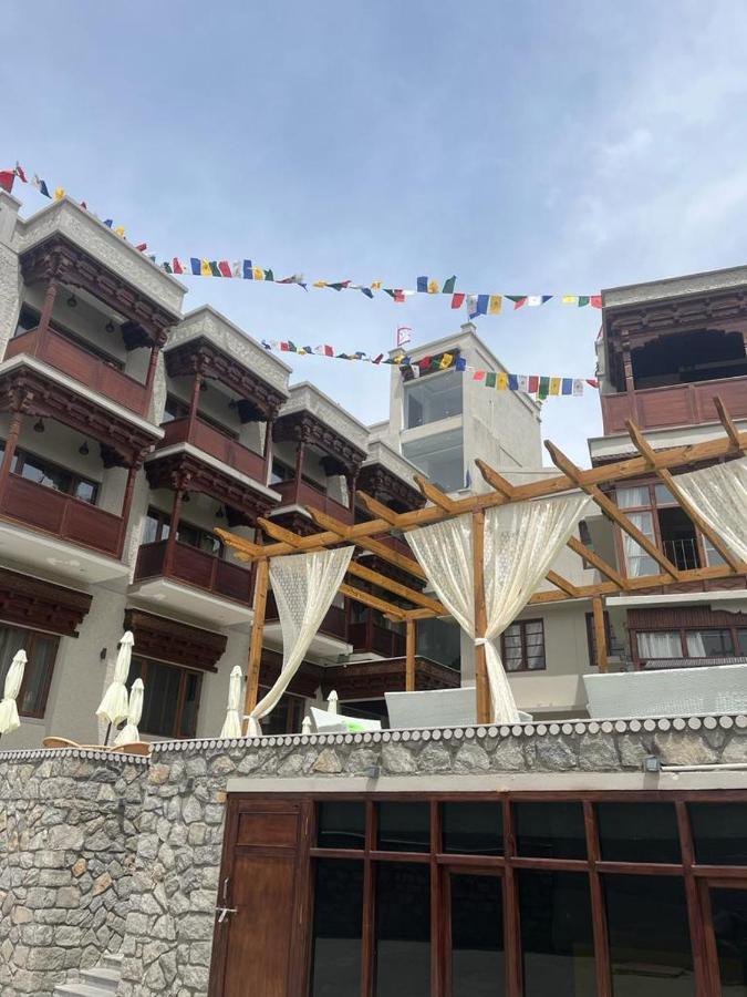 Ashoka Ladakh Hotel Leh Bagian luar foto
