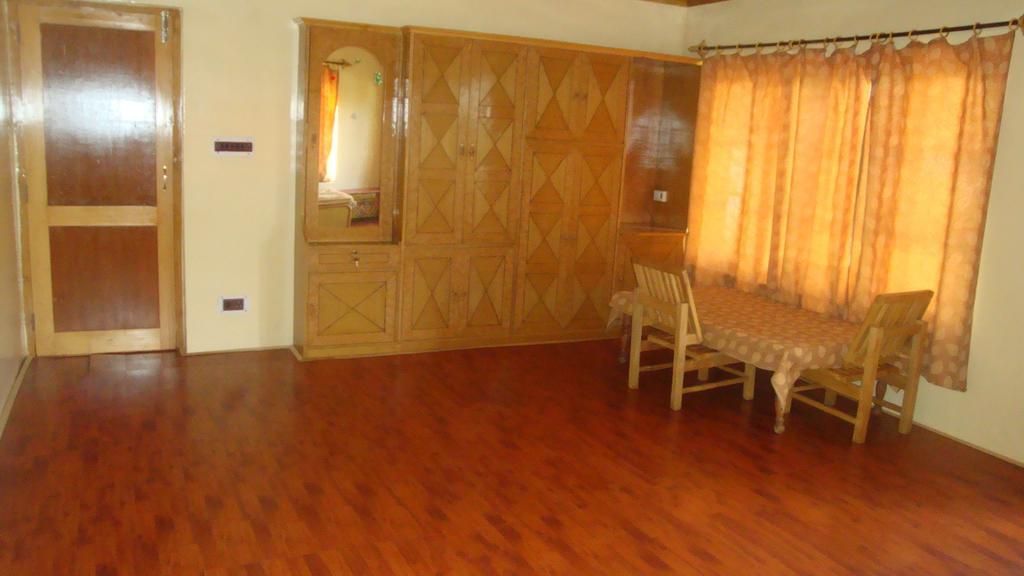 Ashoka Ladakh Hotel Leh Bagian luar foto