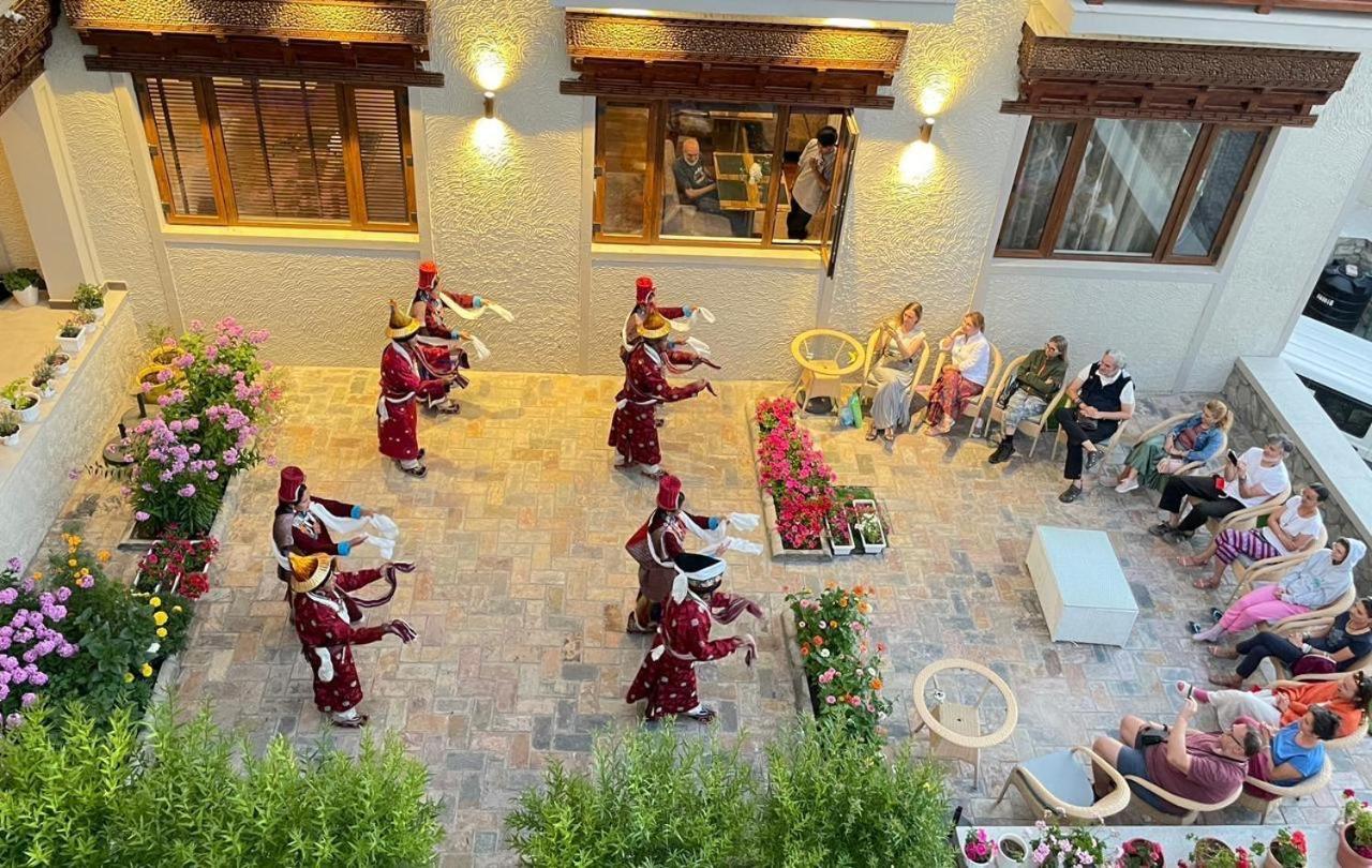 Ashoka Ladakh Hotel Leh Bagian luar foto